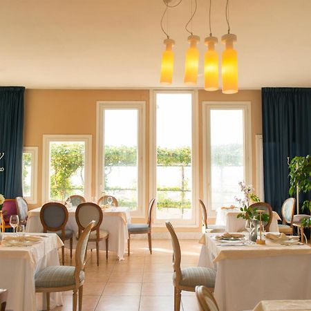 מונדרגונה Hotel Sinuessa Terme מראה חיצוני תמונה