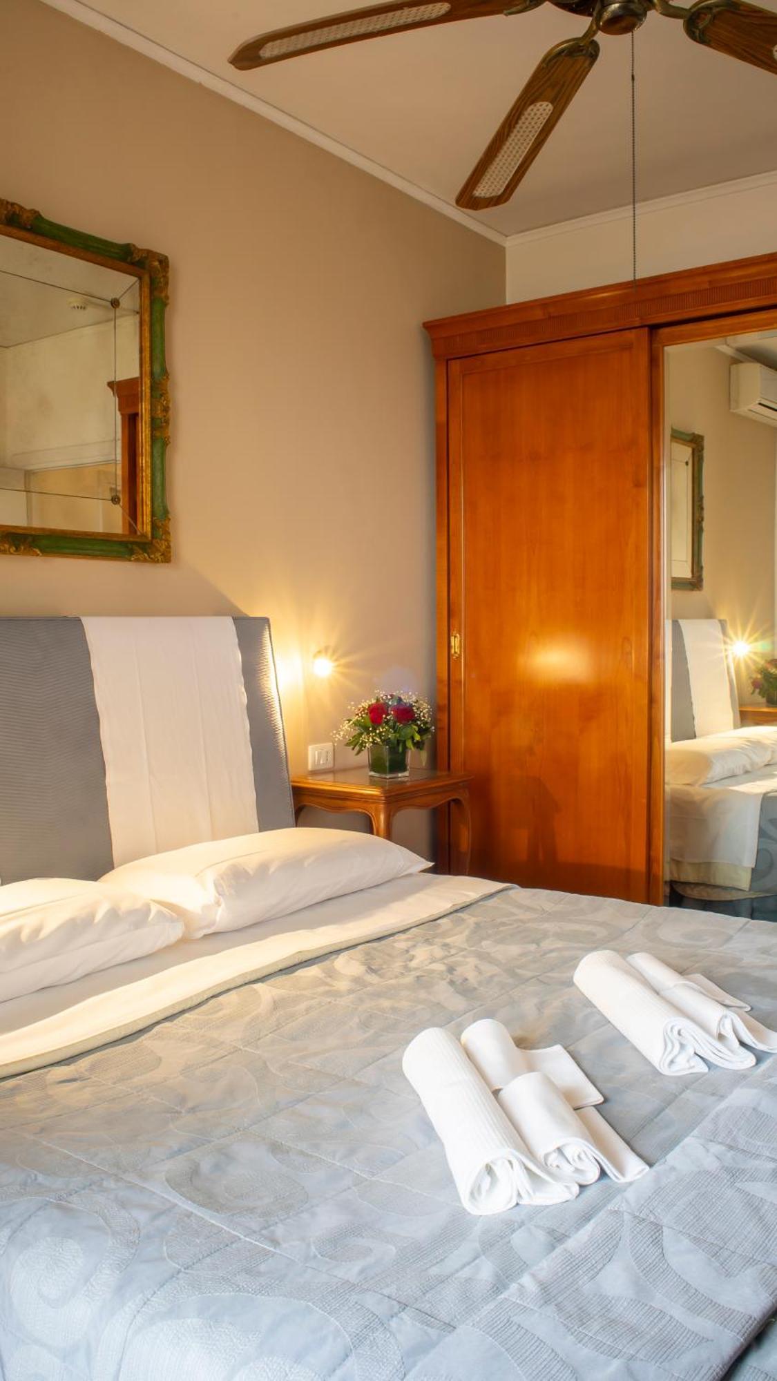 מונדרגונה Hotel Sinuessa Terme מראה חיצוני תמונה